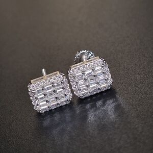 🔥 Moissanite Baguette & Round Cut Stud Earrings – 1 CT Each (2 CTW) – S925